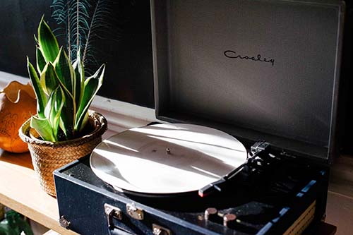 Record Player - MightyExpert Record Player - MightyExpert